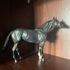 Classic Breyer horse Bay Roan